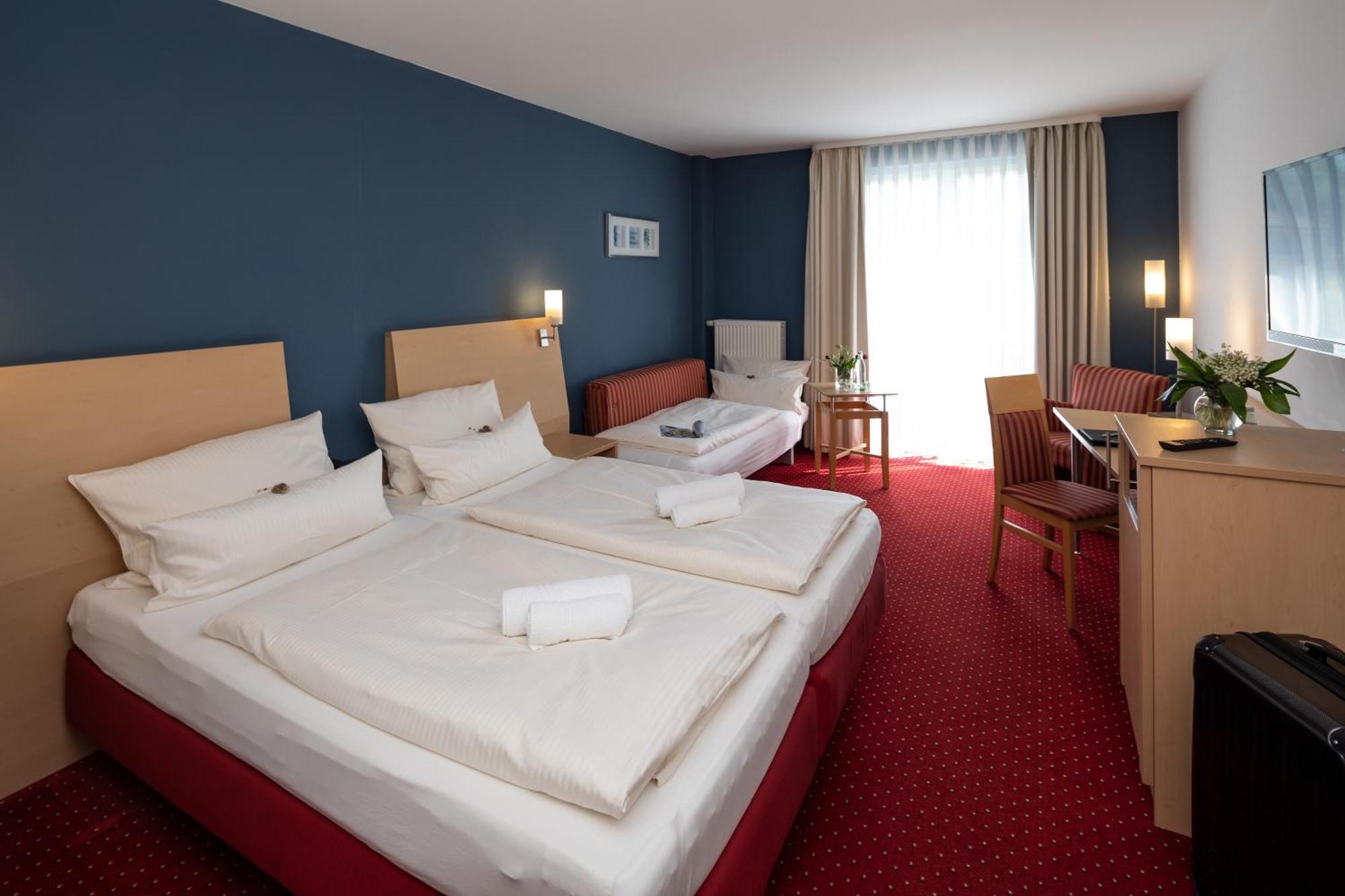 Hotel Mainpromenade ***S Karlstadt Exterior foto